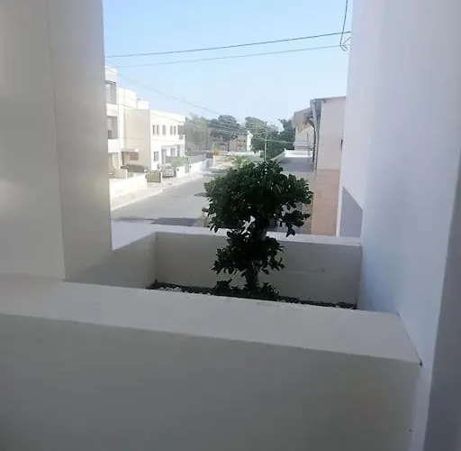 Deluxe Paphos
